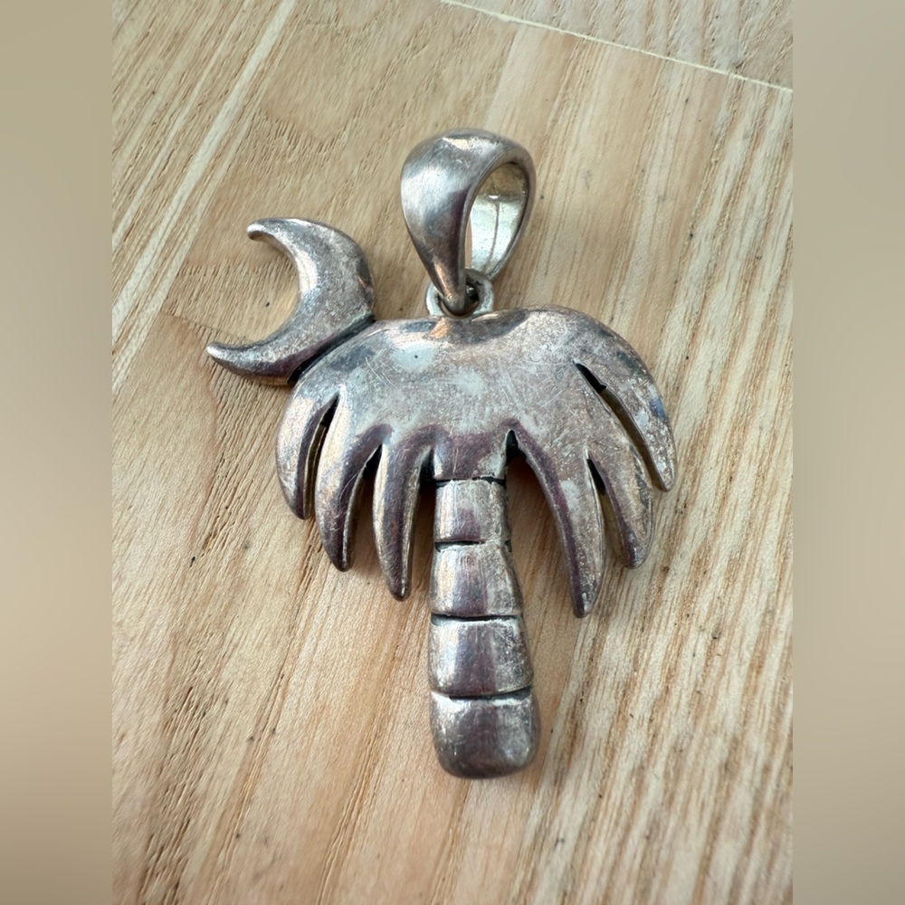 Vintage MJ palmetto Moon silver tone South Carolina pendant